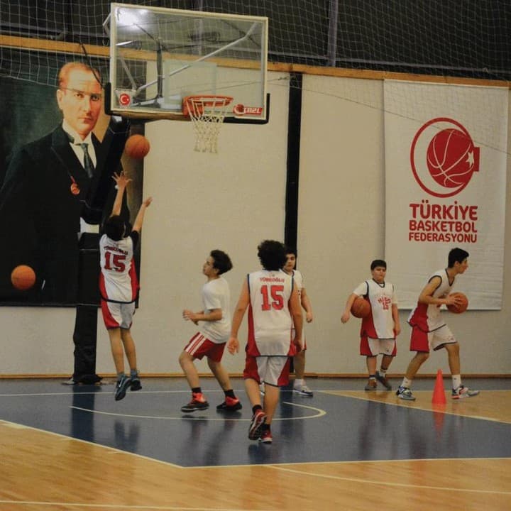 Hidayet Türkoğlu Basketbol ve Spor Okulları - Dikmen 1