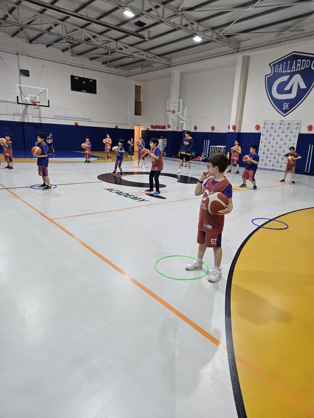 Cedi Osman Academy Eryaman Fotoğraf