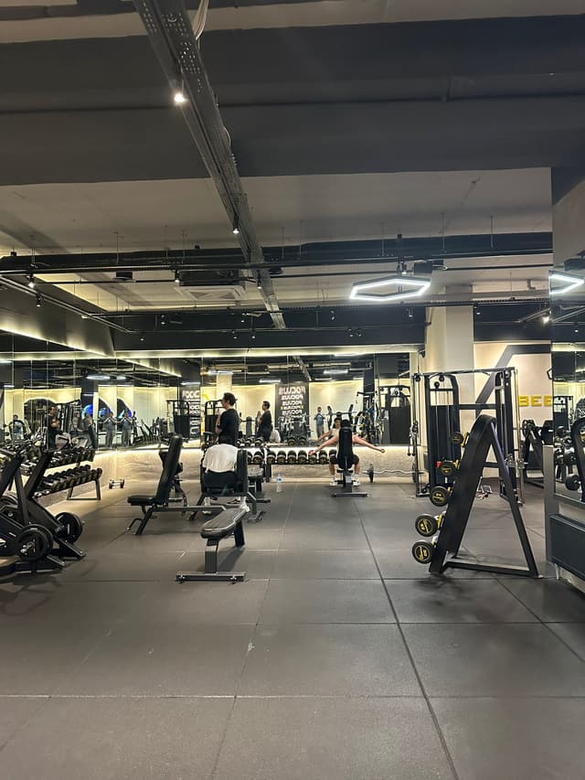 Bee Gym Fotoğraf