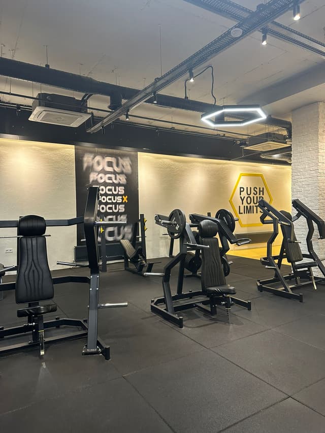 Bee Gym Fotoğraf