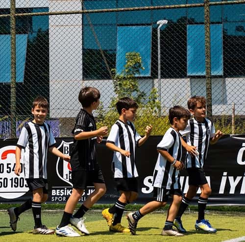 Beşiktaş Çukurambar Futbol Okulu - 1. Fotoğraf Beşiktaş Çukurambar Futbol Okulu - 1. Fotoğraf