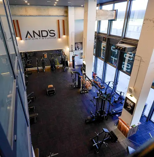 And's Sport Studio - 1. Fotoğraf And's Sport Studio - 1. Fotoğraf